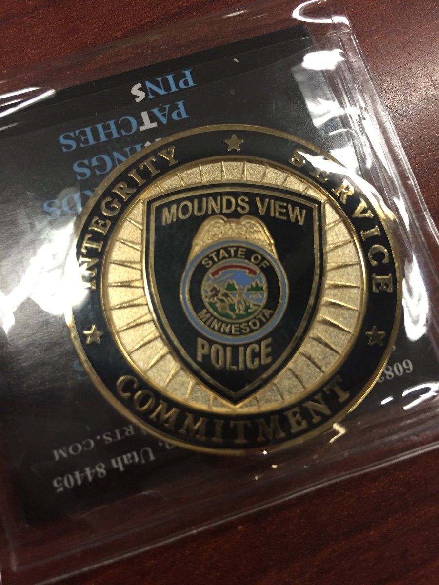COIN GIVEAWAY!!! 1000th follower gets it!!! RT and share! <a href="/CityMoundsView/">Mounds View, MN</a> #WednesdayWant #police #giveaway