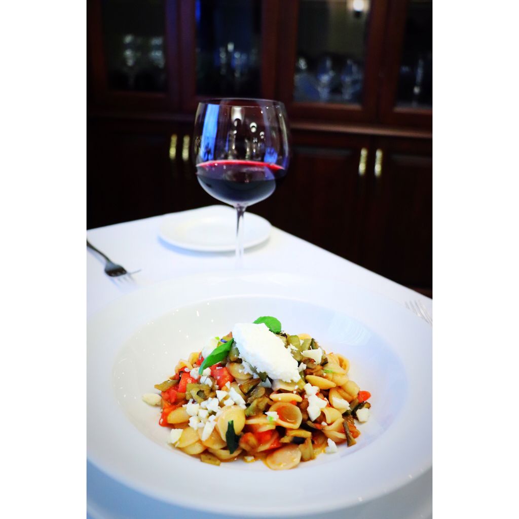 lemuscadin's tweet photo. Orecchiette alla Sicula: Tomate fraîche, aubergine et ricotta 👨🏻‍🍳
.
.
.
#experiencelemuscadin
#vivrelemuscadin https://t.co/UhRwEX1PxV