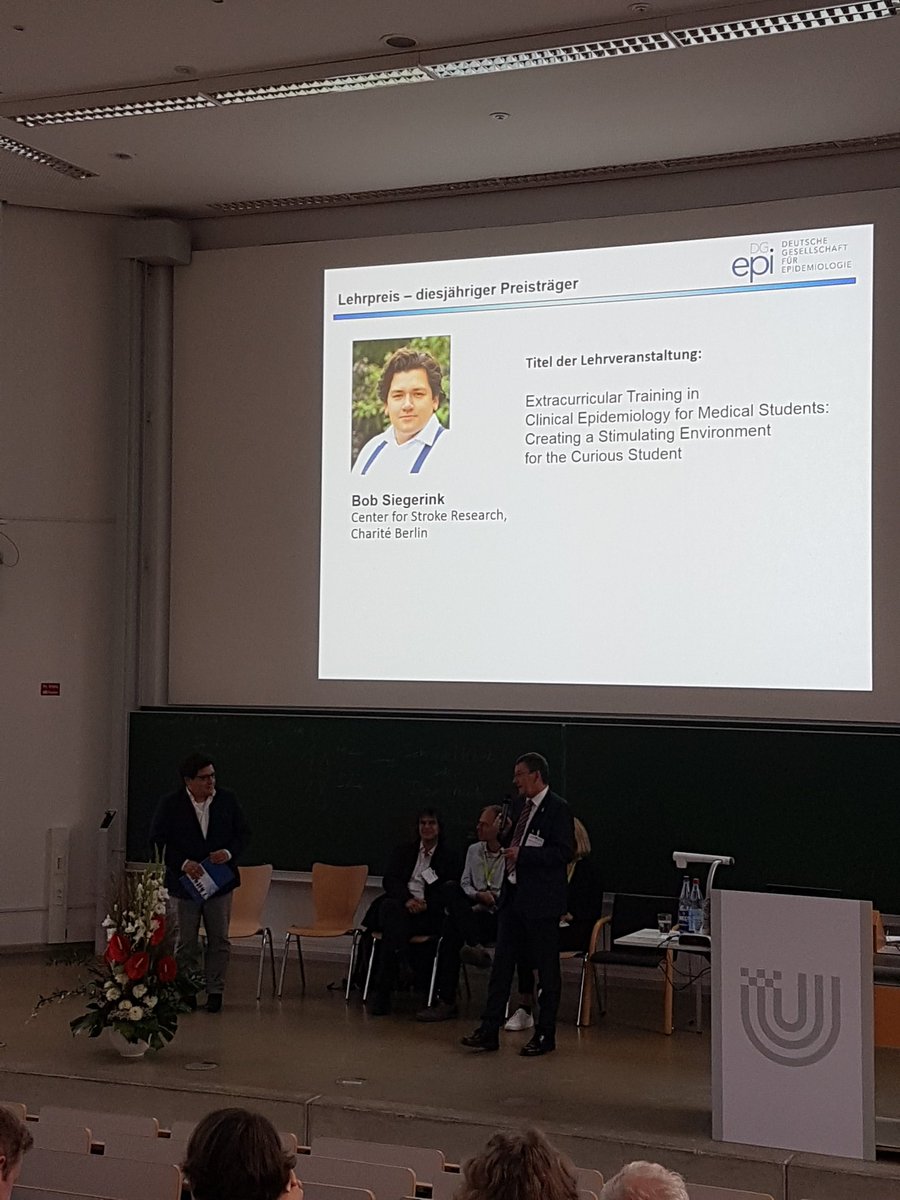 #dgepi2018 Congratulations, Bob! <a href="/BobSiegerink/">bob siegerink</a> Teaching Award <a href="/DGEpi_eV/">DG Epidemiologie</a> <a href="/dgepi/">DGEpi2018</a>