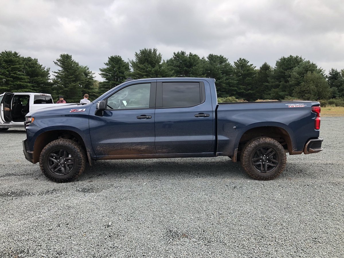 MikeParris04's tweet photo. Putting the new Silverado to the test off road. #silverado https://t.co/56grXh3HzJ