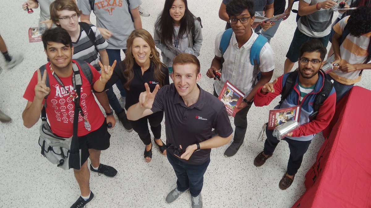 Showcasing some cool TI demos today at @CockrellSchool! Looking forward to open house tonight! #TIEmployee @AroundTI @TXInstruments https://t.co/ZYN3TIBWyh