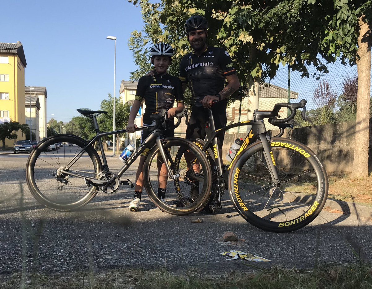 Preparando la <a href="/alpujarramagna/">AlpujarraMagna</a> y probando cosas nuevas de <a href="/ottobosley/">OTTOBOSLEY</a> en muy buena compañía 😜😘