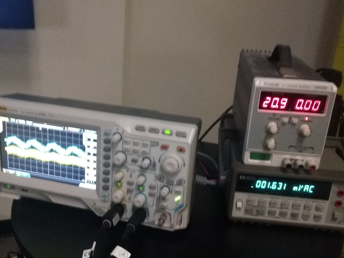 AntonioCugini's tweet photo. Sometimes you have to mix things up at work. #training #funwithlights #funwithprops #alwayslearning https://t.co/yltp3KFGfu