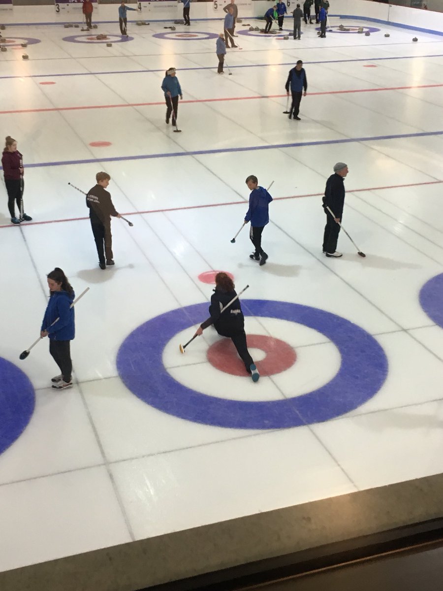 McLarenHSPE's tweet photo. 🚨 We didn’t want to sweep this one under the carpet! Introducing @McLarenHigh first curling team in a long time! Don’t they all look cool as ice! #MHScurling https://t.co/nbRbG4XB7K