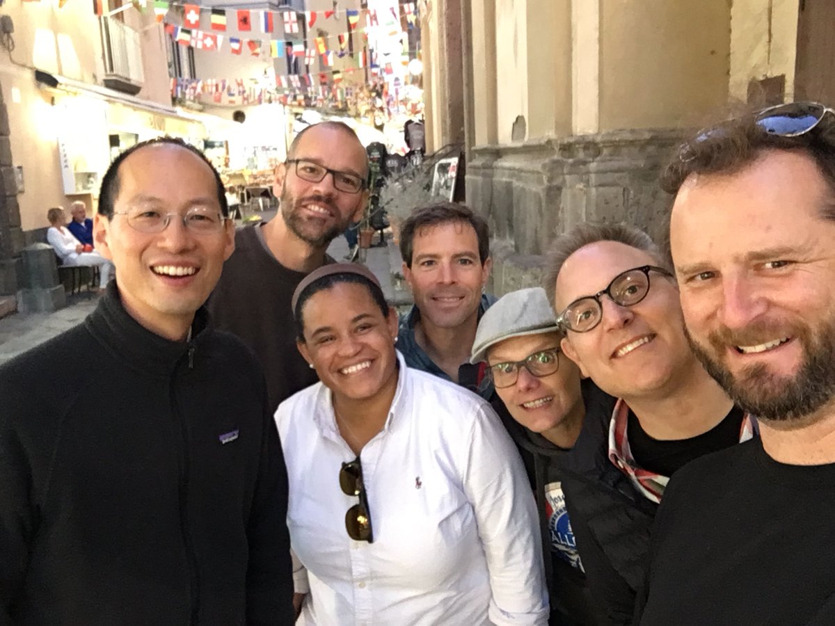 bradylabupenn's tweet photo. Out and about in Sorrento! #Copper2018 https://t.co/FyLw57POi1