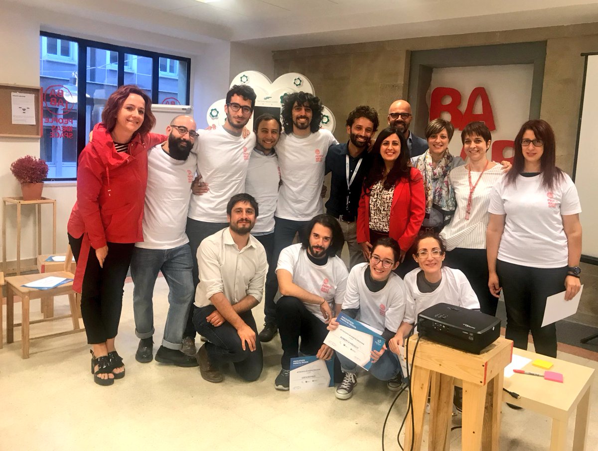 AnnalisaTuri's tweet photo. A noi piace pensare che le competizioni non servano per decretare “semplicemente” un vincitore, bensì per stare insieme, conoscersi, contaminare le idee dei singoli ed immaginare progetti collettivi. 
Questo è lo spirito @balab_bari e ringraziamo @PredictBari per averci scelto! https://t.co/LhFE4aKpgg