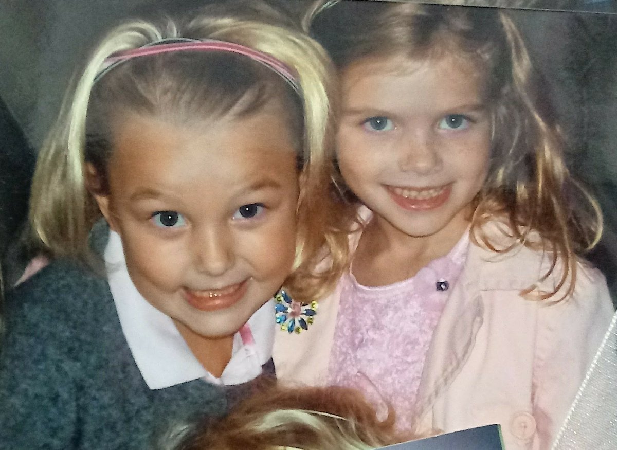 LydiaKramer13's tweet photo. HAPPY BIRTHDAY @MaddyHalpin 🎂 I love and miss you so much, thanks for sticking with me for the past 14 years😘 I hope you have a wonderful day❤💙 https://t.co/1V72QpK2sv