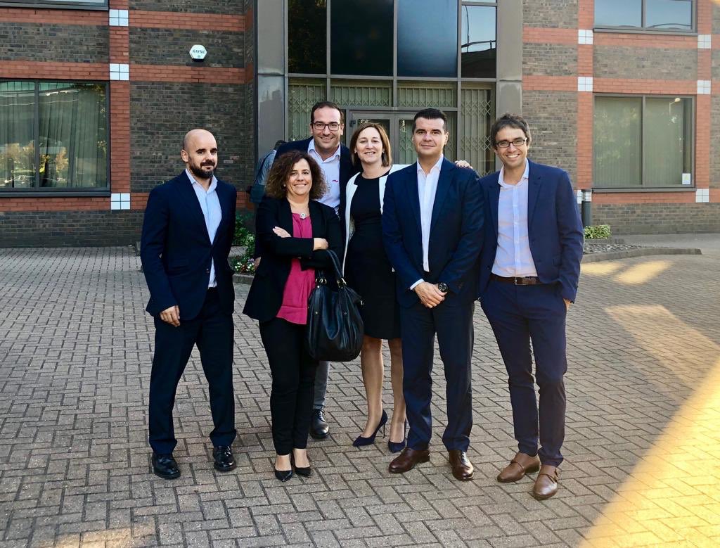 PalomaHerranzAL's tweet photo. Great EBC in Brentford with INDRA! Awesome conversations and speakers! Thanks for spending your time with us!
@IsabelReis19 @ElkeStei @anne_andream @ajimenez0 @PedroatDELL @erikzandboer @virtustream_ra @rmircoli @VirtualVitor @FabioChiodini https://t.co/6zd32wa1X8