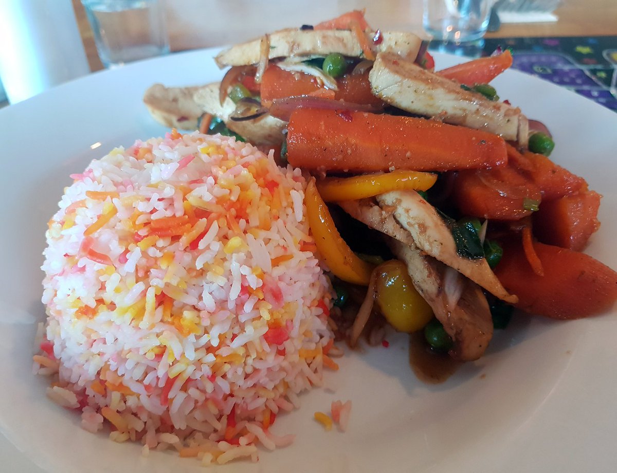 Healthy eating can also be tasty - check out the Skinnylicious section of our menu 😋
ow.ly/s1bi30lTdDp