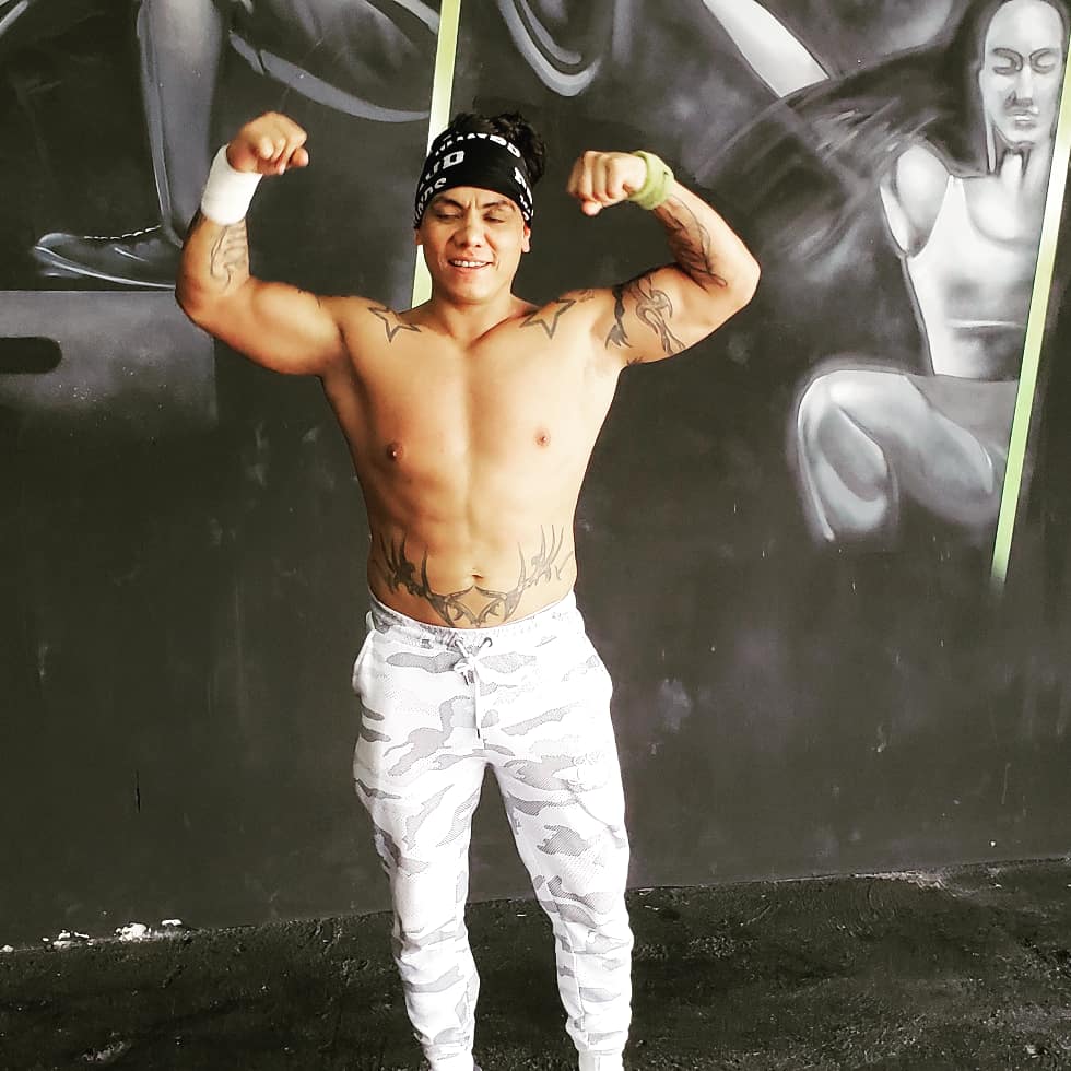JUVENTUDGUERRE2's tweet photo. Si estas a punto de rendirte , piensalo 2 vaces ...recuerda que yo nunca me rendi !!! #STAYJUICY #fit #fitnessmotivation #fitlife #Juventudguerrera #theonetheonlyonethejuiciestone #Cruiserweightmaster #Luchamaster
#MADJUICE #MAD #superstar #dj #TheJuice 😎🔝
@LaArenaTV https://t.co/SOuPryLjju