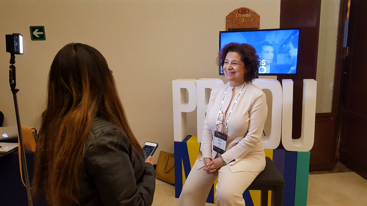 adlacalle's tweet photo. Mirta Romay de #somosteatrix entrevistada por #Produ en el marco de #NexTVMexico  hablando de los planes de crecimiento de Teatrix en México. https://t.co/yBWCkzViEE