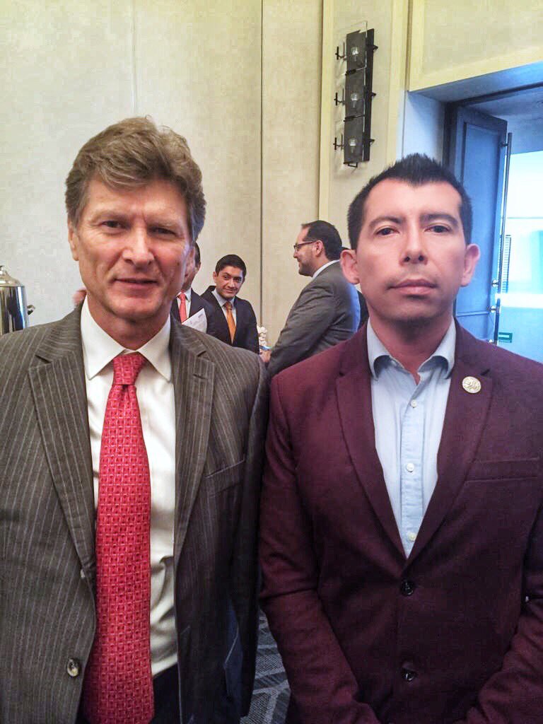 Pacomovi's tweet photo. Desde la 2a Sesión Ordinaria del Consejo Consultivo de Turismo Médico @MedicalJuarez @BCVJUAREZ @VisitaChihuahua por el impulso de los Productos Turísticos Competitivos de México https://t.co/hWTppwp8JN