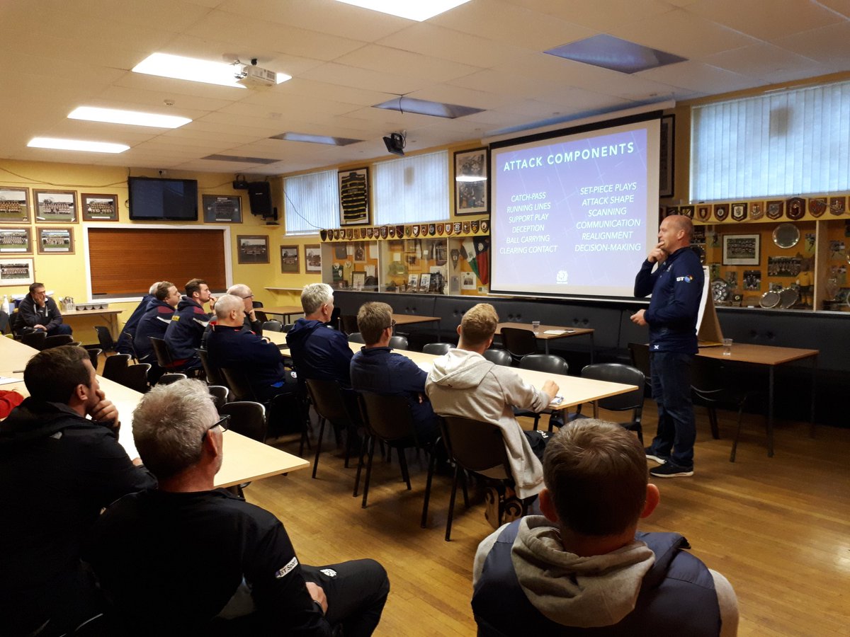 SRCommunityGame's tweet photo. That's the 1st of our Pro Coach Masterclass series kicking off with @gregortownsend here at the Greenyards @MelroseRugby .
It's an attacking masterclass from the best in the business!
#technicalblueprint #TheScottishWay https://t.co/PNqEe6wSlp