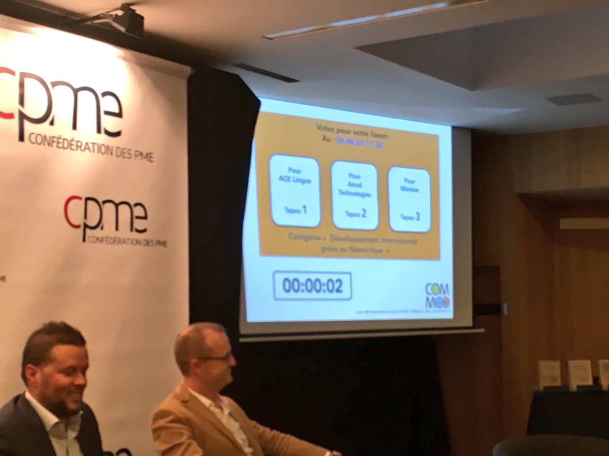 Et maintenant on vote ! #trophée Développement international gràce au #numérique <a href="/CPMEnationale/">CPME</a>