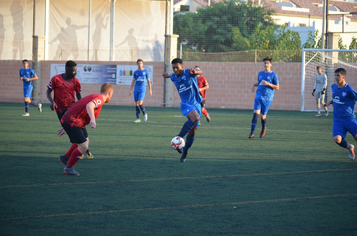 CFSANJOSE's tweet photo. IMÁGENES | Esta semana tenemos más fotos, aparte de las del partido que enfrentó al JUVENIL A y @alborayaud

Animaros y mandarnos imágenes de los partidos del fin de semana 📸💙⚽ 

El resto de la galería en la página de Facebook😉

#CorazonAzul
#MetaDivisionHonor https://t.co/rHGme3DkGF