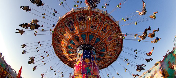 deinstuttgart's tweet photo. ➡️ Seid ihr bereit für ein phänomenales Wochenende? Hier gibt es die passenden Events für euch🥨🍻🍺🎇🎈

https://t.co/jdWc0dx6a9
 #cannstatterwasen #wasen #Stuttgart https://t.co/lg7Ljcsxec