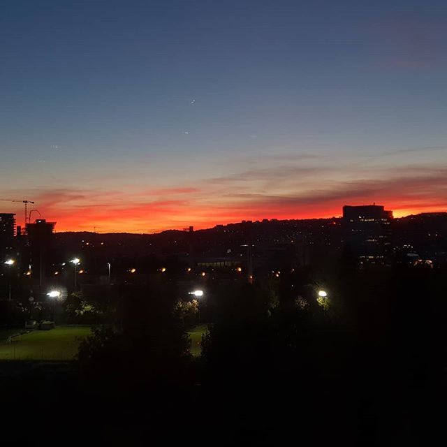 branojarabek's tweet photo. ... this part of the year 🤩 #nofilter #autumnishere https://t.co/XJCpnO88BJ https://t.co/gefxC7IygY