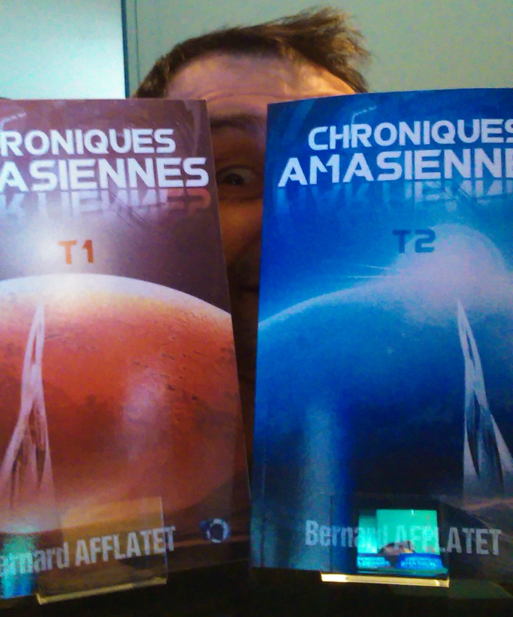 BernardAfflatet's tweet photo. Ça y est ! Les versions papiers sont disponibles 🤪
#ChroniquesAmasiennes #SF #ScienceFiction #Bradbury #ChroniquesMartiennes #200Ma #Anticipation #Ed38 #CollectionduFou
@AnitaBerchenko @SylvieKaufhold @annelolivier
https://t.co/NLV1WbwaQg https://t.co/5BvOUNGggC
