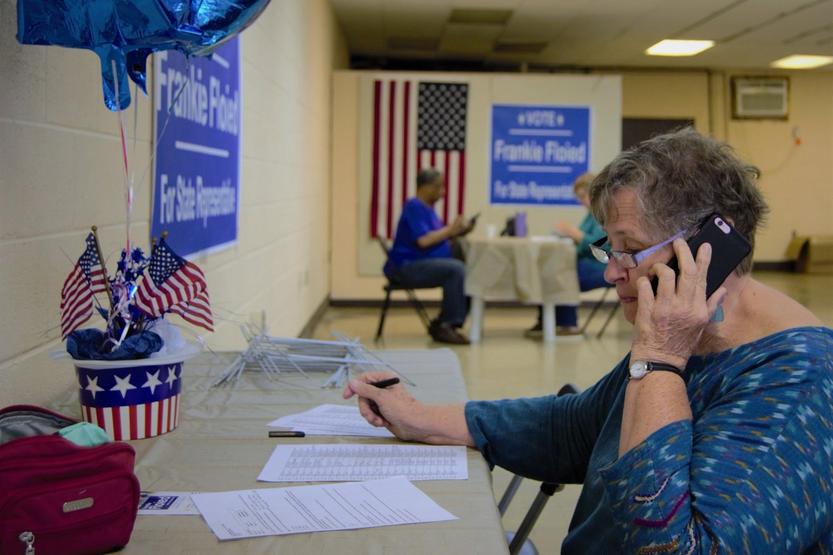 FloiedFor71's tweet photo. We have a great group of hardworking volunteers at the Hardin County Democratic Party Headquarters in Savannah, TN contacting voters in District 71! Come on down and join the effort and help flip our district #blue! Let's make a difference! #FloiedFor71 #FightForFloied #VoteBlue https://t.co/vcGcs04E0w