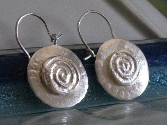 Riorita3's tweet photo. Ancient style Sterling earrings in my #etsy shop: Silver Hoop Earrings, Spiral Earrings, Gypsy Earrings, Silver Hoop, Antiqued Earrings, Statement Hoop Earrings, Unique Hoops, Silver Spiral https://t.co/lJ6RbcYkzs #jewelry #earrings #silver #graduation #silverhoop https://t.co/j5Xz5BL82k