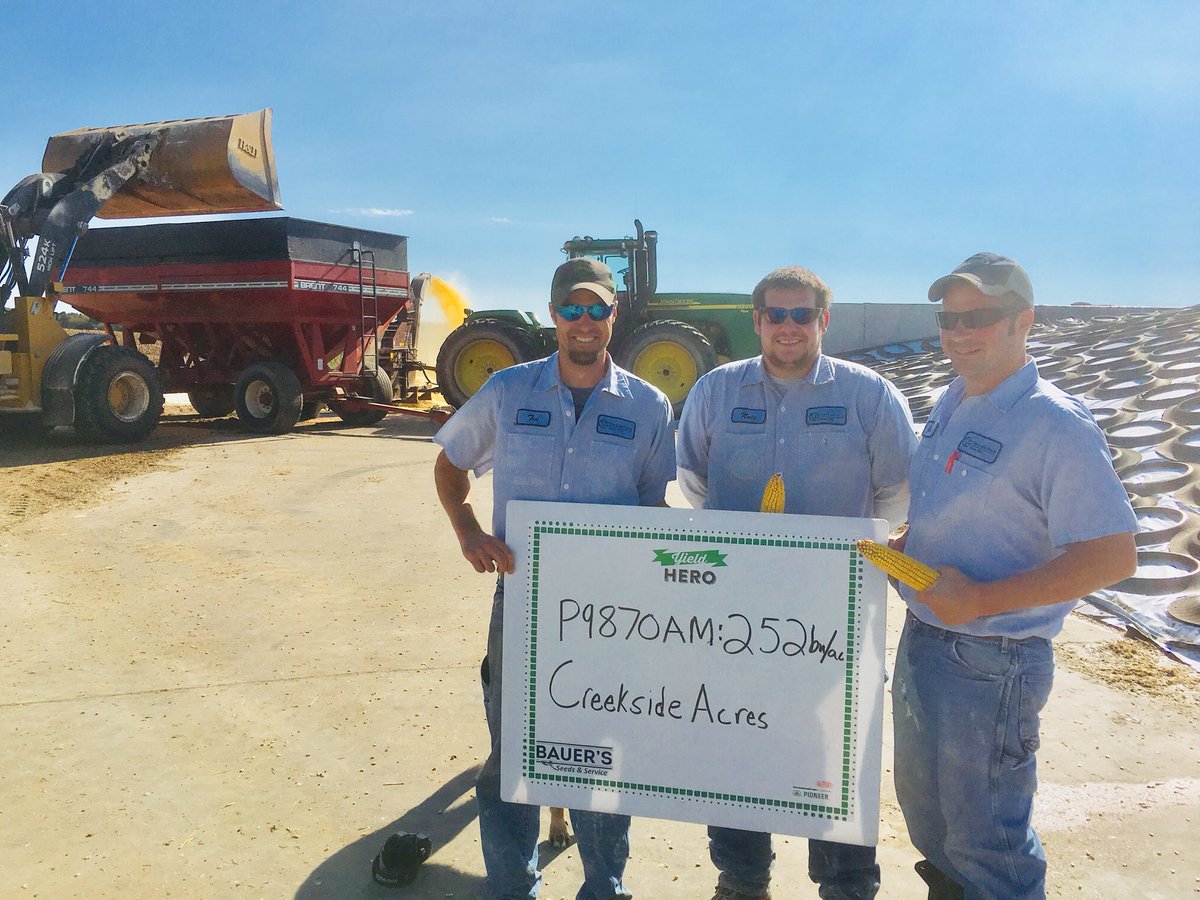 BauersSeed's tweet photo. Big Yields at Creekside Farms. Eau Galle WI. @PioneerSeeds #YieldHero18 #P9870AM #11B91 #HighMoisture https://t.co/s4LxUQbuL6
