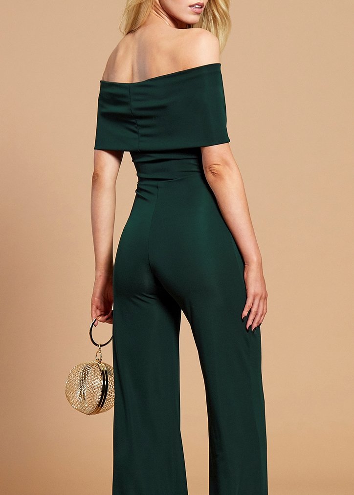 Simplicity is key. Our Charlotte Jumpsuit is a wardrobe staple, available in Dark Green or Black for your perfect Autumn piece.
 
Shop now bit.ly/2KNx3D7