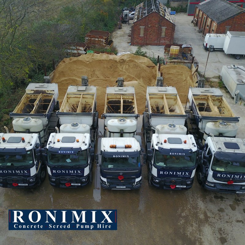 As our vehicles batch and mix on-site, there is no risk of under or over-ordering; you can also tailor your mix to the site requirements.

👉🏻 ronimix.co.uk

☎️ 01992 714 677