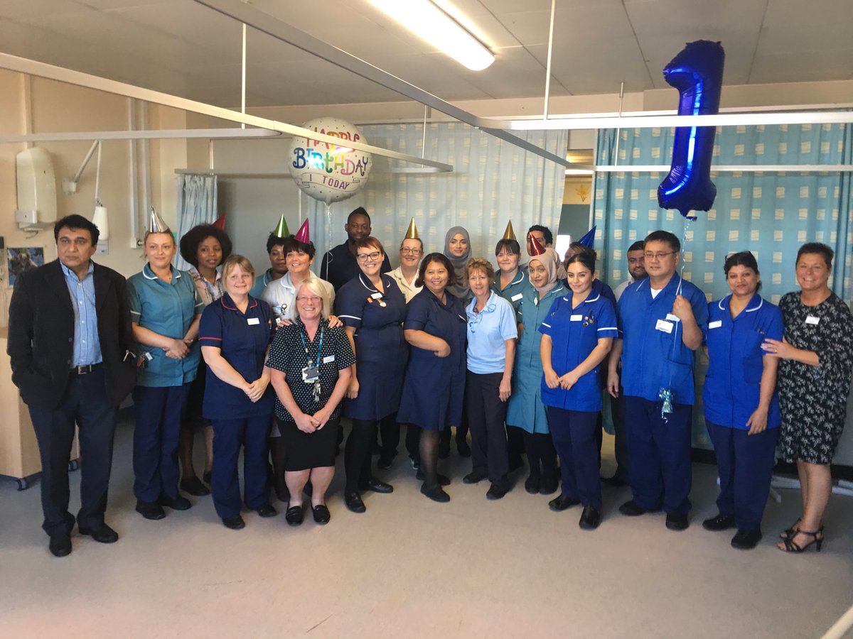 clairehubb's tweet photo. So proud of @VikkiHoward6 &amp; her team who have invested so much energy into making Lyndon 5 what it is today! Privileged to have been able to celebrate the wards 1st birthday. You have been on an amazing journey Well done! @SWBHnhs @PaulaGardner64 @TobyLewis_SWBH @debi_fretwell https://t.co/Mjwcioczww