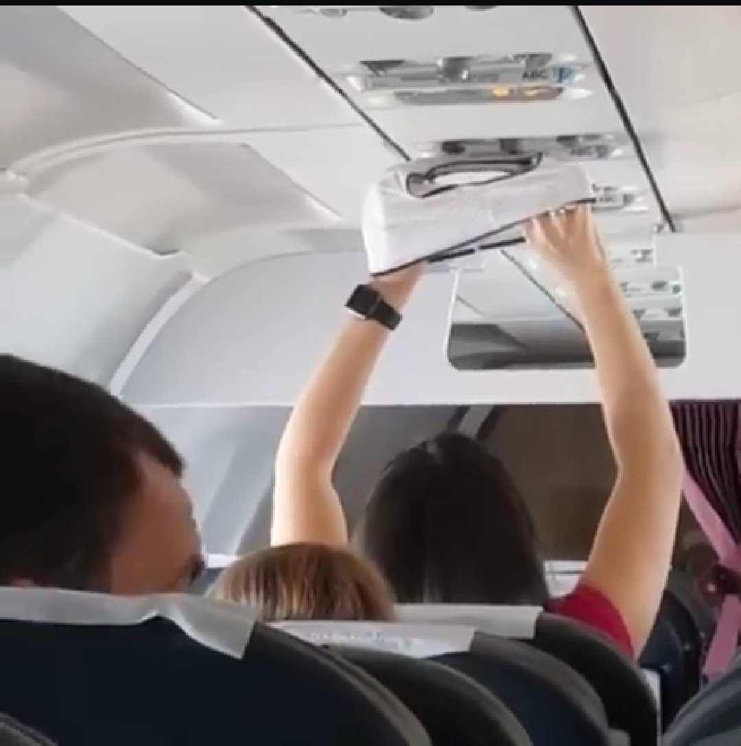 repollera's tweet image. Seca tus bombachas en el colectivo diferencial, así ayudas un poquito #FerreiraTips