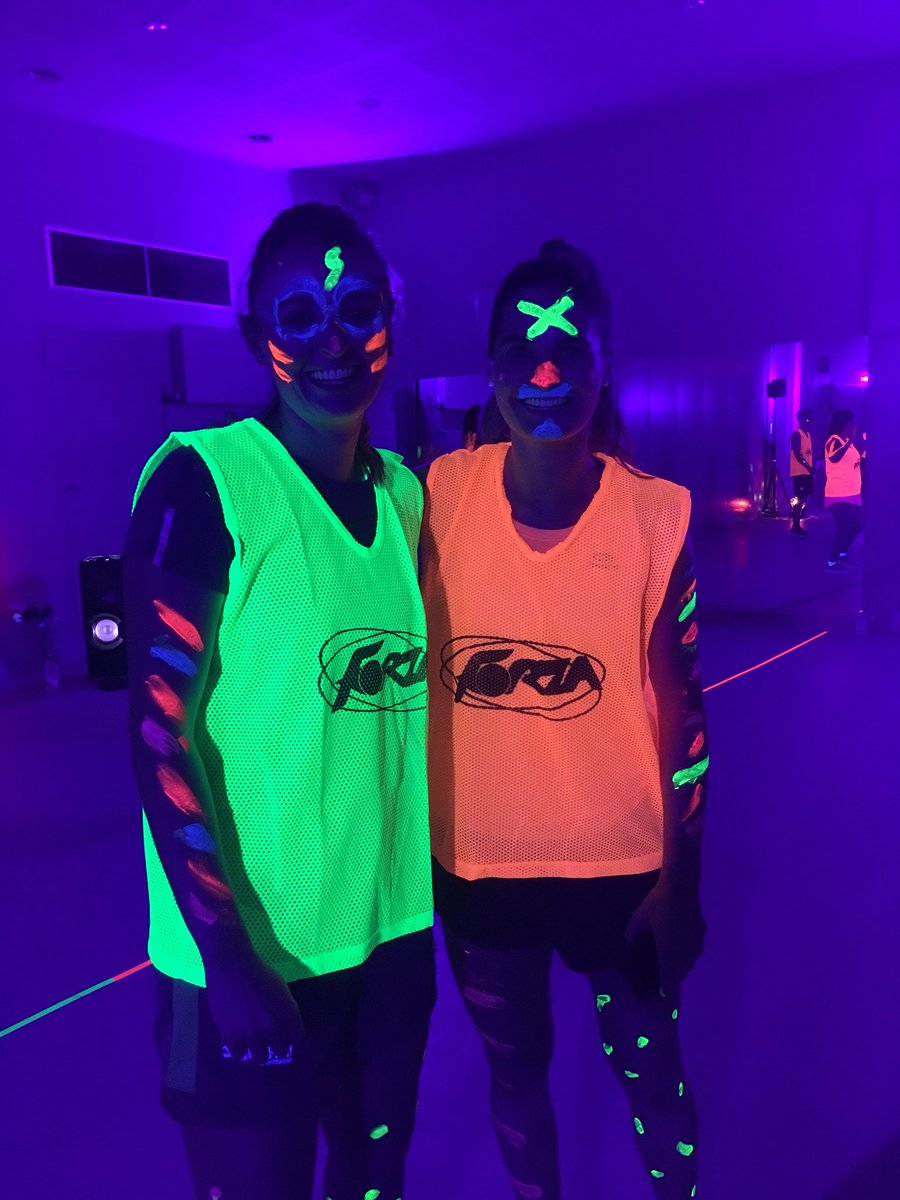 dccsportsrec's tweet photo. @IreWomenHockey World Cup Hockey Stars like you’ve never seen before @GillianPinder1 @EmilyBeatty4 Ready to Glow #Dublinsportsfest https://t.co/cqOgwxD3I7