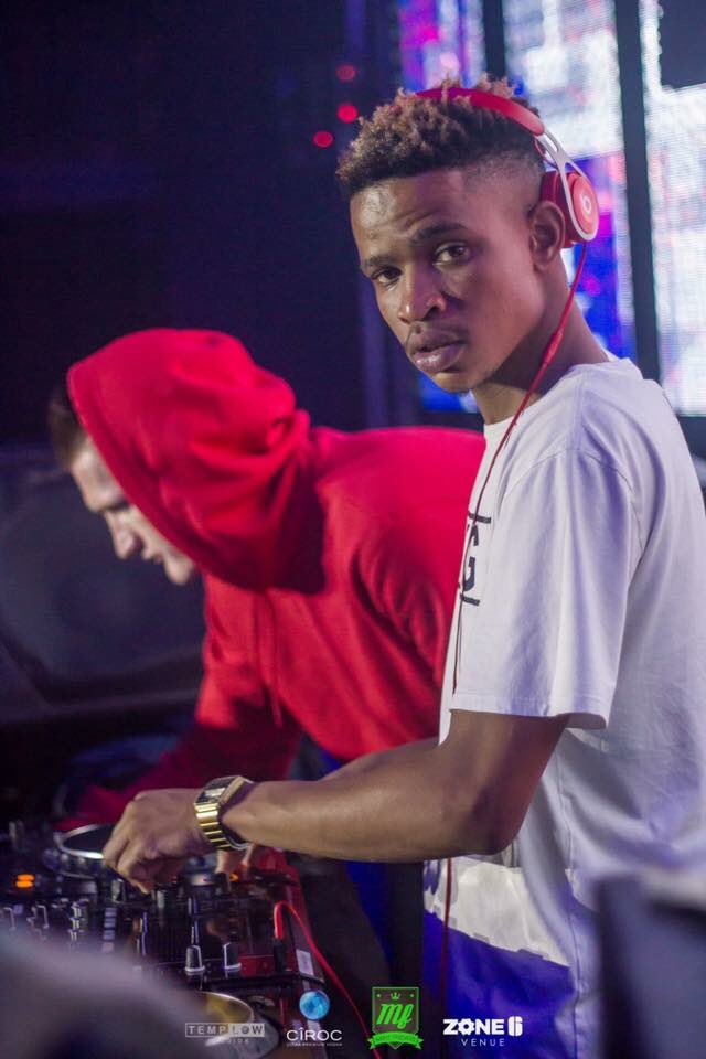_KabzaM's tweet photo. @kyotic has that, “you know I’m about to kill it right?” face, and trust me, this man’s sets ARE HEAT 😭🙏🏽🔥⚡️

i can’t wait for @Zone6Venue to boom on Friday for #MintOwnTheNight 🚨🚨🚨 https://t.co/OilB8Esv8L