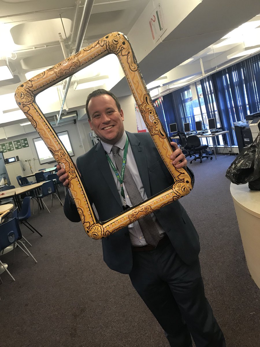 MrCloherty's tweet photo. Fantastic start to the @lf_wlc Hub sessions today engaging in professional dialogue about the meaning of leadership and collaborating on ways to design Hub sessions to support leadership development #WLleadership https://t.co/SdjuCr90mT