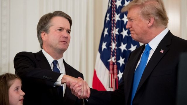 Trump orders FBI to begin Kavanaugh FBI background check