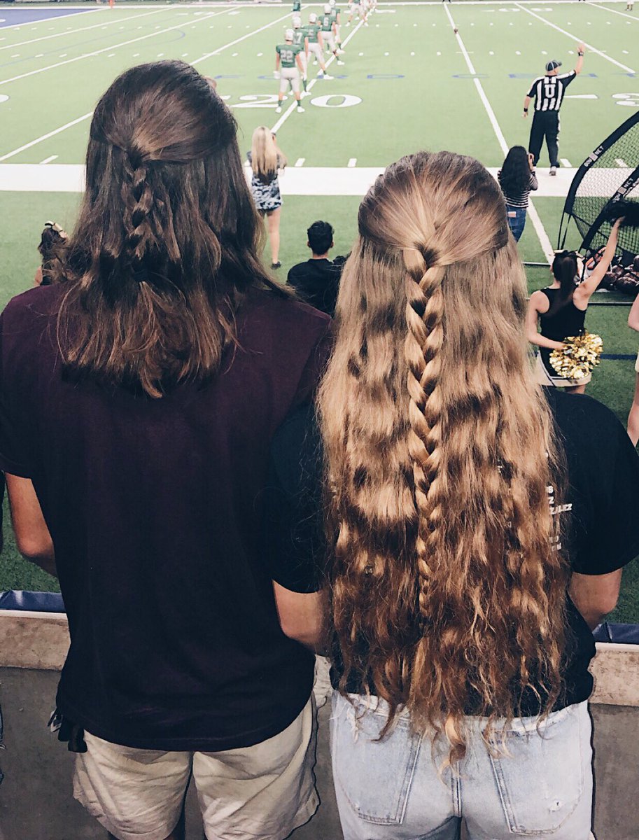 LaurenMurphyl's tweet photo. hey twitter, I cut my hair. 
pantene, I hope you enjoy my donation. 
#9inches #lilsad https://t.co/XfrtxV8pBu