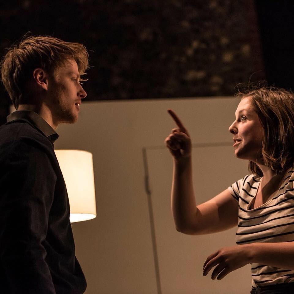 NO PLANS THIS WEEKEND? 

Want to see some award-winning theatre??? ⬇️

SPLINTER by <a href="/MollyByrne1996/">Molly Byrne</a> 
Friday/Saturday 5pm

 @ClaphamFringe <a href="/BreadandRosesTC/">The Bread & Roses Theatre</a> #claphamfringe