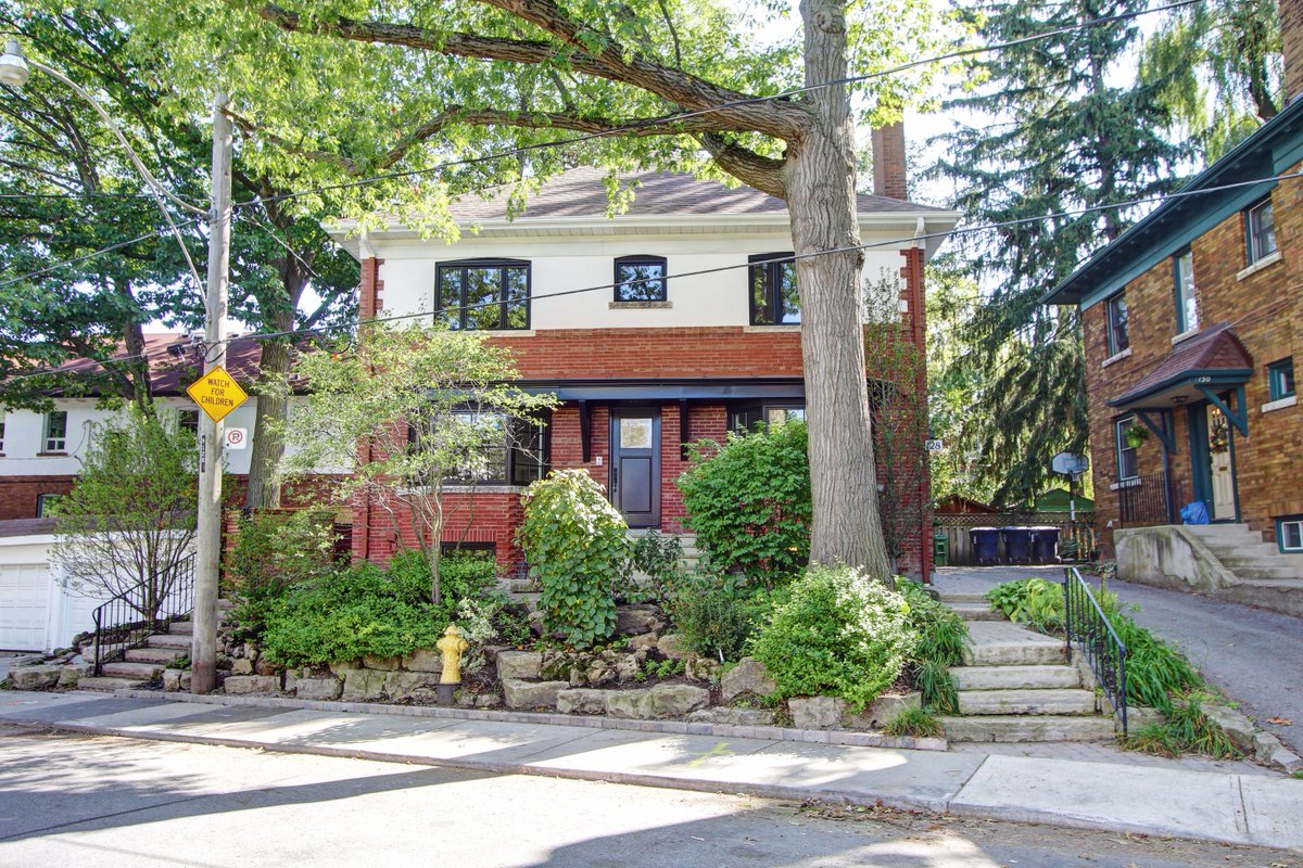 CoreAssetsRE's tweet image. Find out how this homeowner converted her house to a condo! #CandidConversations bit.ly/2OeMoSz