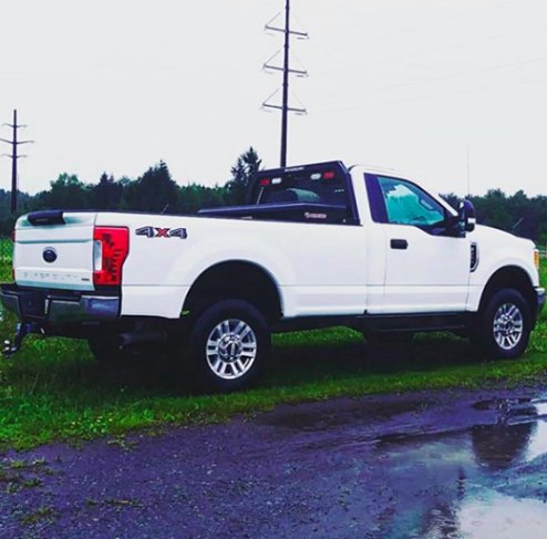 MagnumInc's tweet photo. Congratulations, you’re officially half way through your week 👌👊
{📷: @thatfordtattookid} https://t.co/YhdBWdQ4c2  #truckracks #trucklife #truckviews https://t.co/ymJIABwYWZ
