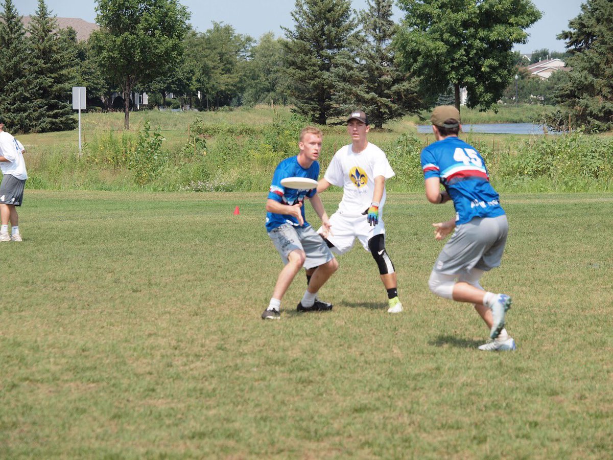 MaroonUltimate's tweet photo. Gonna miss two of our graudated captains this coming season, Sam and Joey. Over the summer they both balled out with the @Austin_Amigos. Good luck next year boys! https://t.co/w88ZfTunCj