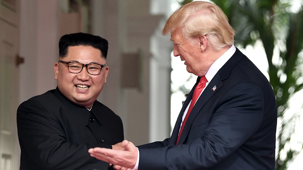 La segunda cumbre Trump-Kim quizás se realice en octubre, según secretario de Estado de EE.UU dlvr.it/QlSv6z