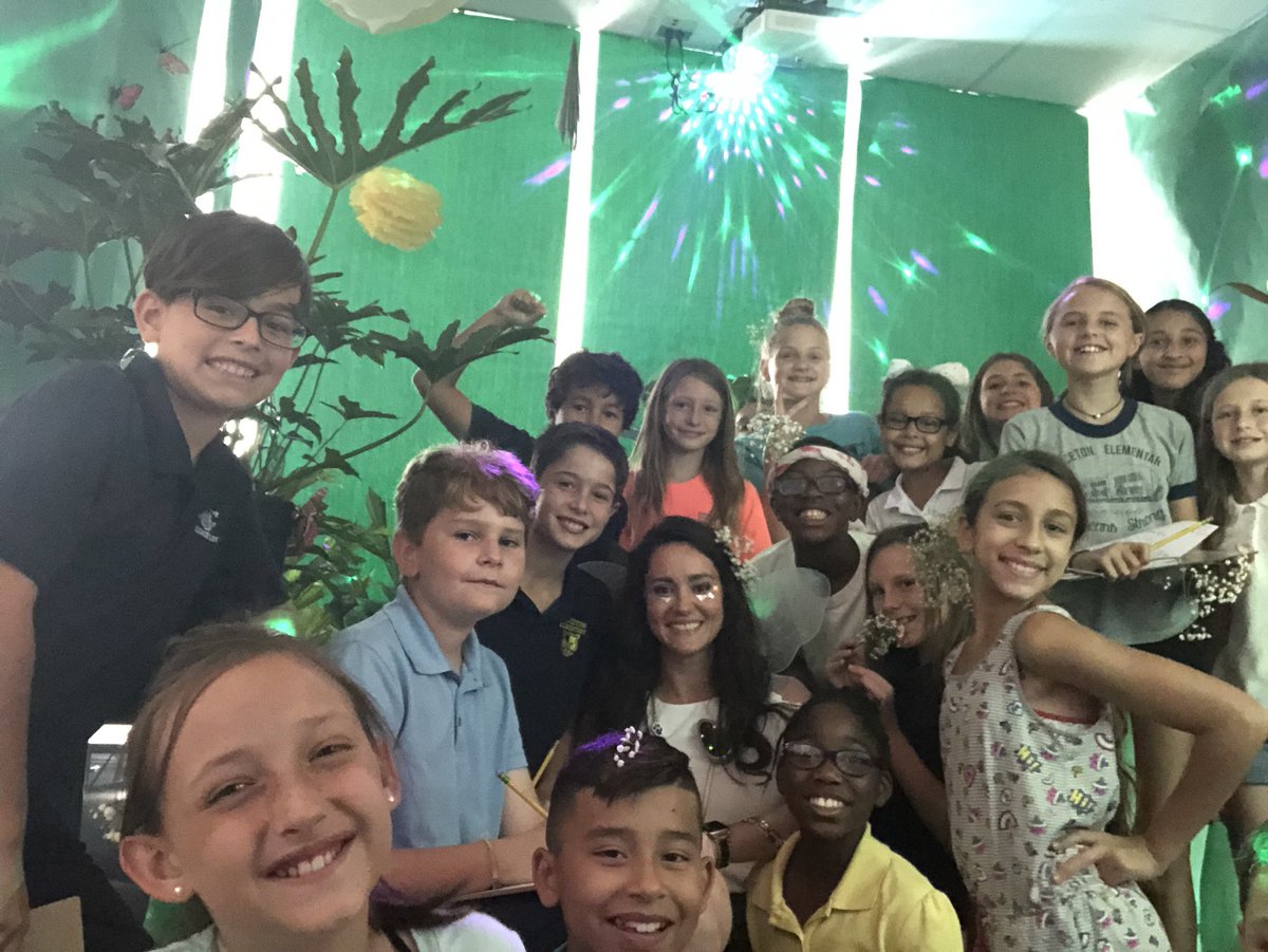 AlexStarling17's tweet photo. Today was one word...Magical! Our trip to Planet Uriel was a masterpiece! Thank you to everyone that helped!@alinadavis @JamiGersonde @HelenOpeka A massive thank you to @apenberrys for the gorgeous display of plants! #BePrinceton @Princeton_OCPS https://t.co/GnUx4T47pq