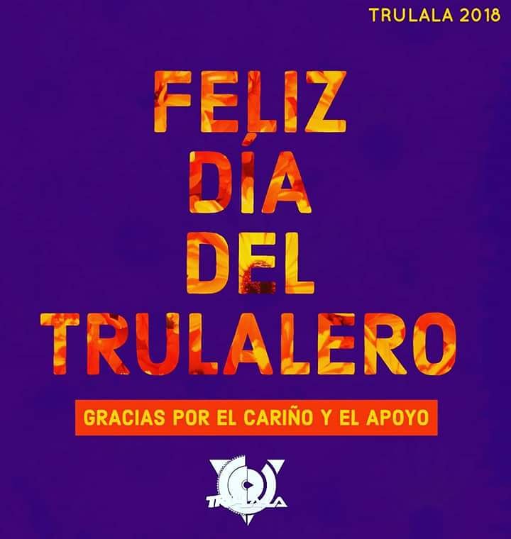 sintoniatrula's tweet photo. Feliz Día Del Trulaler@ para tod@s ustedes, que nos acompañan, nos bancan, nos apoyan y nos hacen el aguante, son un gran público. Gracias por tanto cariño ❤🎶👏.
.
.
#Trulala 🔜 rumbo a los 34 años 🎶 https://t.co/JqaUabkZrs