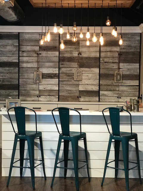 afd123flooring's tweet photo. Not your average #floorstore ...we designed our showroom with the best selection of flooring available today in a space that is not cluttered or overwhelming! Stop by and see for yourself. #wevegotyoucovered https://t.co/AsPAYRbVQN