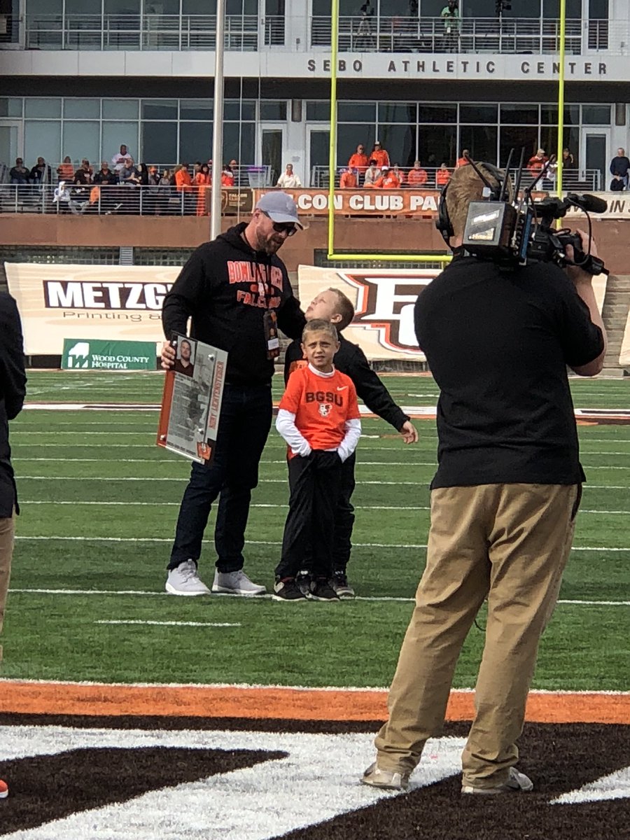 Steiger78's tweet photo. Thanks to all the great people at BGSU for a great honor and a terrific weekend! https://t.co/PV2BGZDi6s