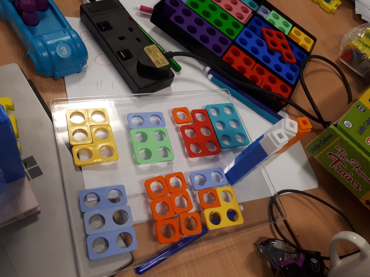 _pollykelly's tweet photo. How many different ways can you represent 6? Use of manipulatives in EYFS, GSP work group #glowmaths #mathschat https://t.co/4SDv4dpeYO