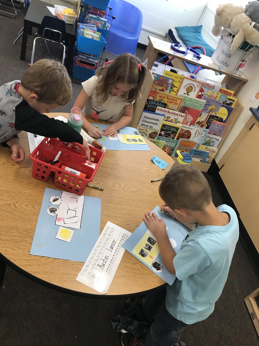 shallD47's tweet photo. Used the shapes we have learned to construct a picture today! A bus made from circles, squares and rectangles! #kindy #math #shapepictures https://t.co/bufqJsszZC