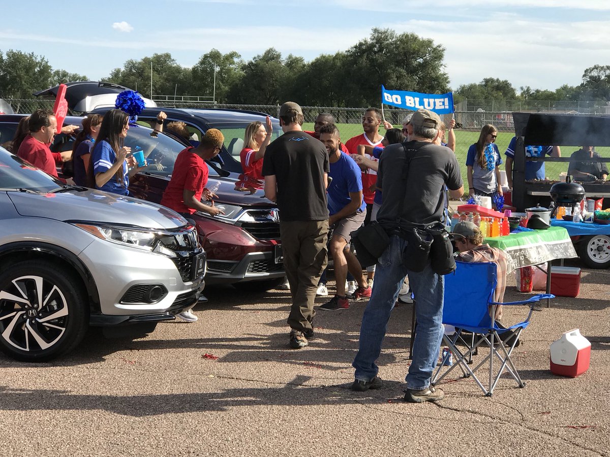WindstarStudios's tweet photo. Fall is definitely in the air, and we got in the spirit of it with a recent football tailgating shoot! #VideoProduction #FootballSeason #WindstarWednesday https://t.co/fgunLw5WtU