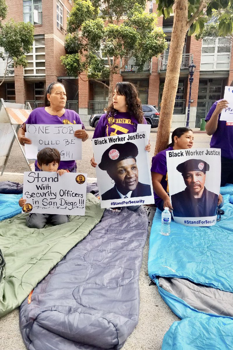 StandforSec's tweet image. Happening Now!  Security Officers &amp;amp; supporters in front of @SempraEnergy  calling on them to use responsible contractors “I’m a security officer &amp;amp; I love what I do. But US Security Assoc. makes it difficult to survive on the wages they pay us.’ #UnionStrong #Standforsecurity