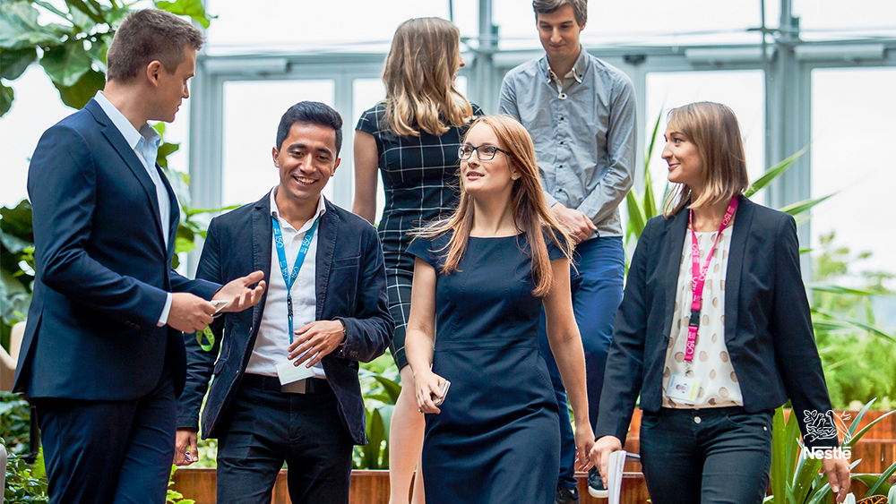 Nestle's tweet photo. This is an important milestone for Nestlé, we’ve pledged on #equalpay and want to achieve this for our employees: https://t.co/A8gg24Xd5x #SDGs #UNGA #EPICpledge @UN_Women @UN @ilo @OECD https://t.co/QhAoFwcaot