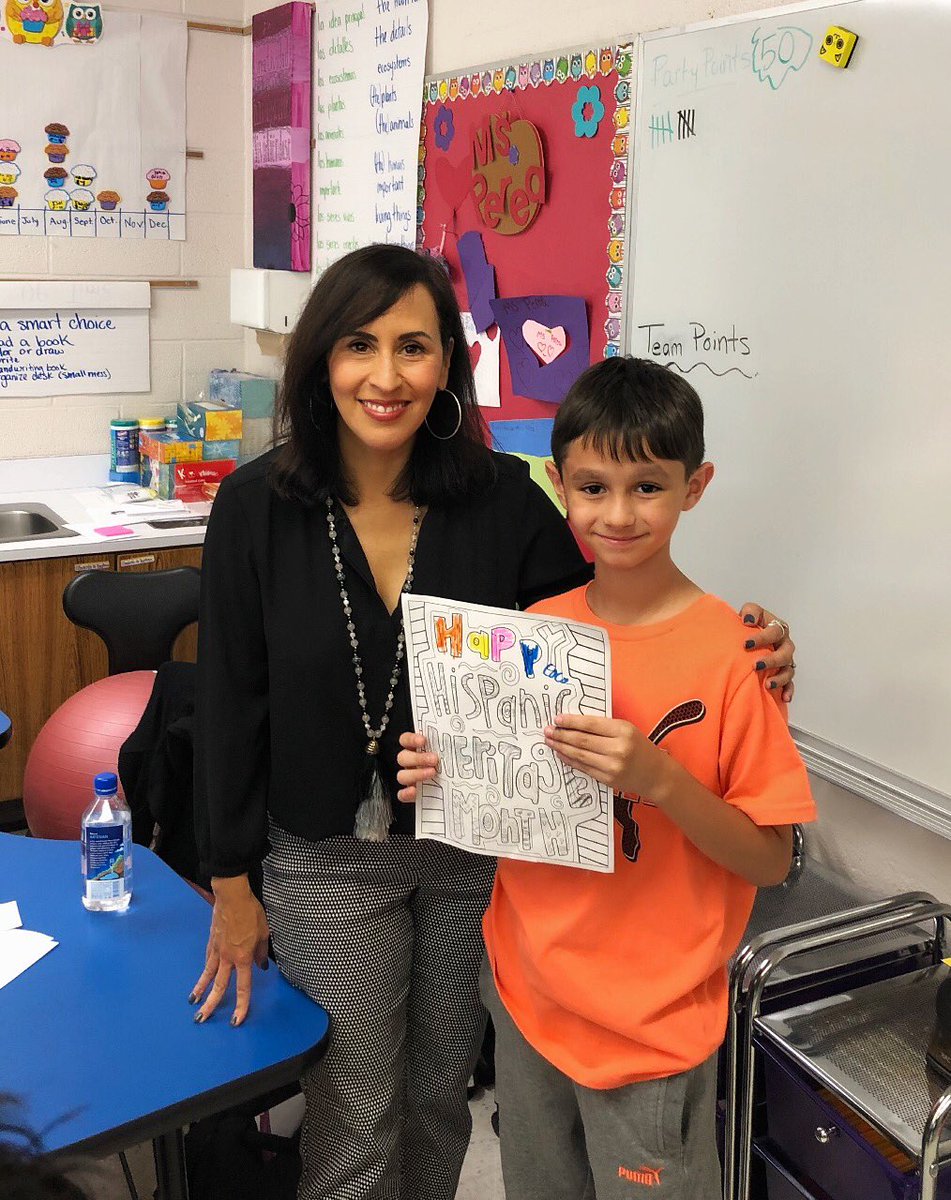 AngelaCervantes's tweet photo. Kind-hearted student at @LincolnIrving1 made me a Happy Hispanic Heritage Month letter today during school visit. Love that he wanted to celebrate this month and my heritage in this sweet way. Congrats, Moline! Your kids are awesome! 👏 #MolineRead 💕 📚 https://t.co/bH9qmb1ZxR