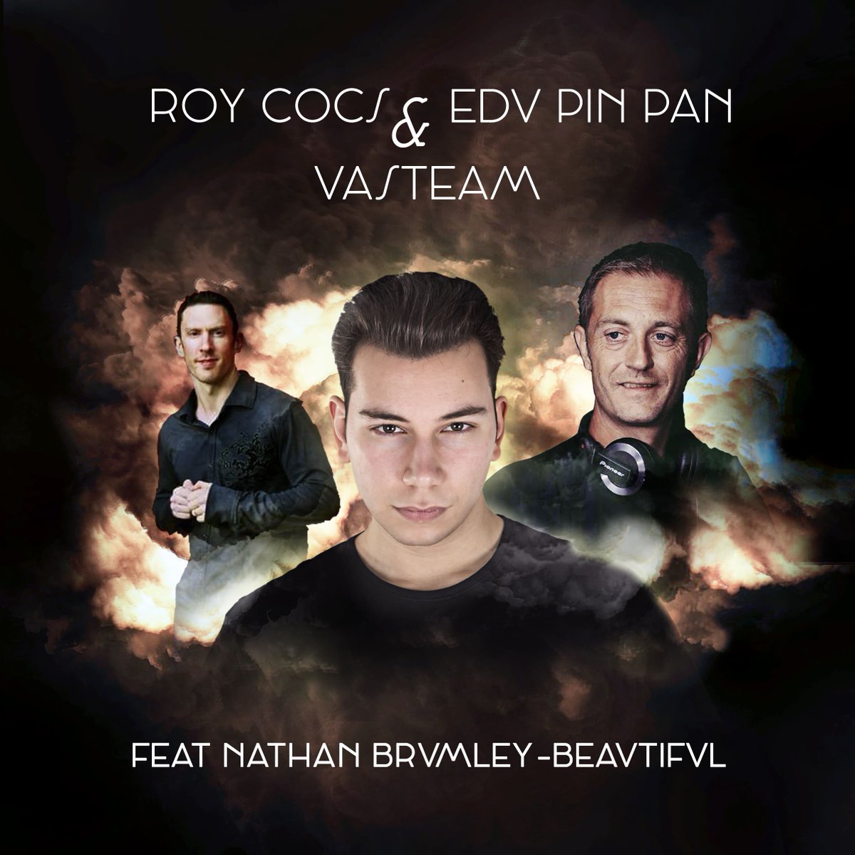 portaldemusica's tweet photo. El DJ y productor @RoyCocs lanza "Beautiful" https://t.co/5asMoqEBU5 https://t.co/igONIiiqpl